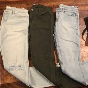 Bundle of 3 Levi’s skinny jeans